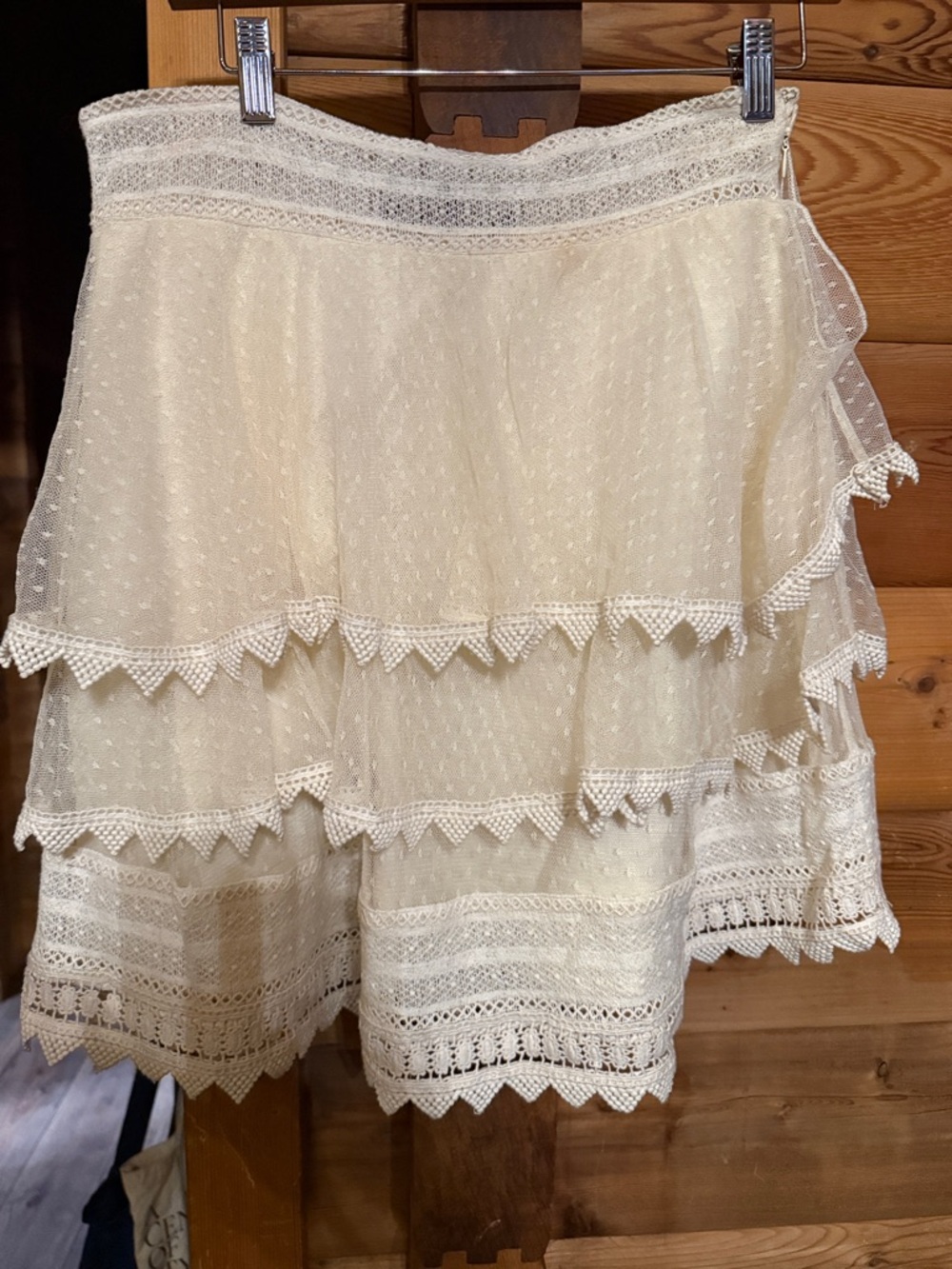 House of Harlow 1960 Cream Tiered Lace Skirt